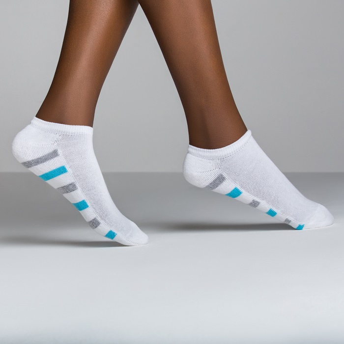 Hanes Women's ComfortBlend® No-Show Socks 6-Pack